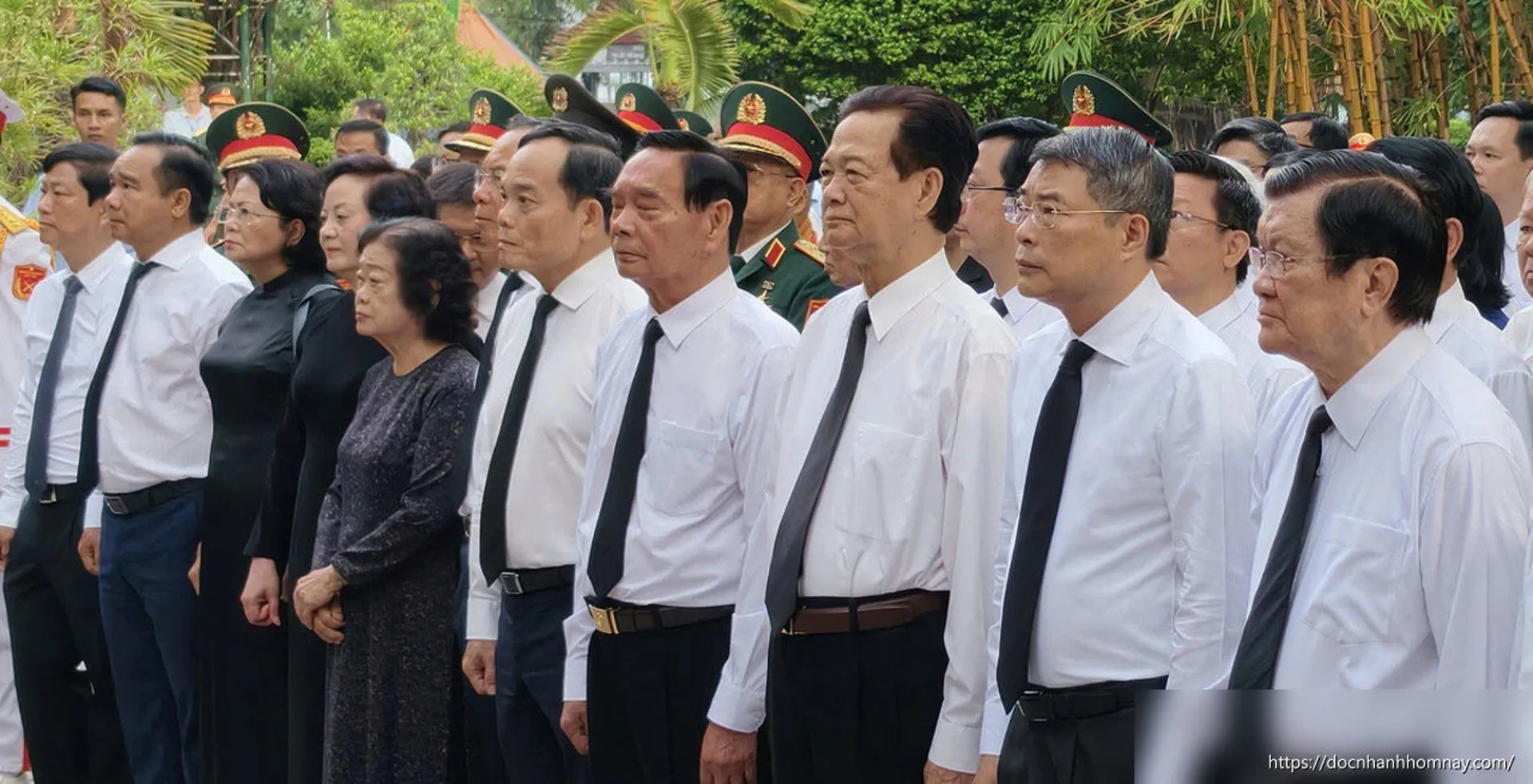 Thủ tướng dự lễ tìm kiếm hài cốt liệt sĩ tại công viên Lê Thị Riêng