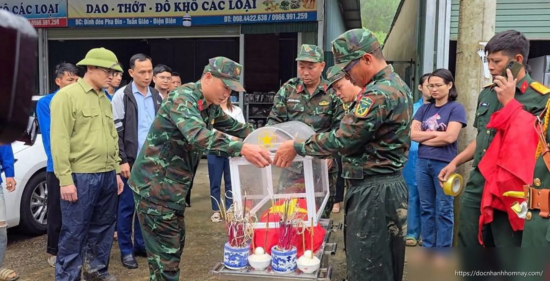 Điện Biên: Khai quật, quy tập 2 phần mộ liệt sĩ tại bản Lồng, xã Quài Tở