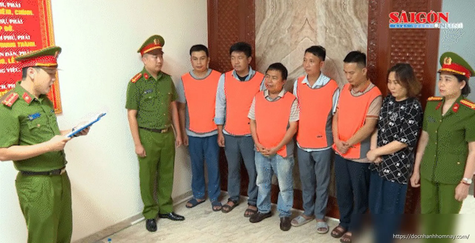 Giám đốc và phó giám đốc công ty bị bắt vì lập khống hồ sơ thí nghiệm vật liệu xây dựng