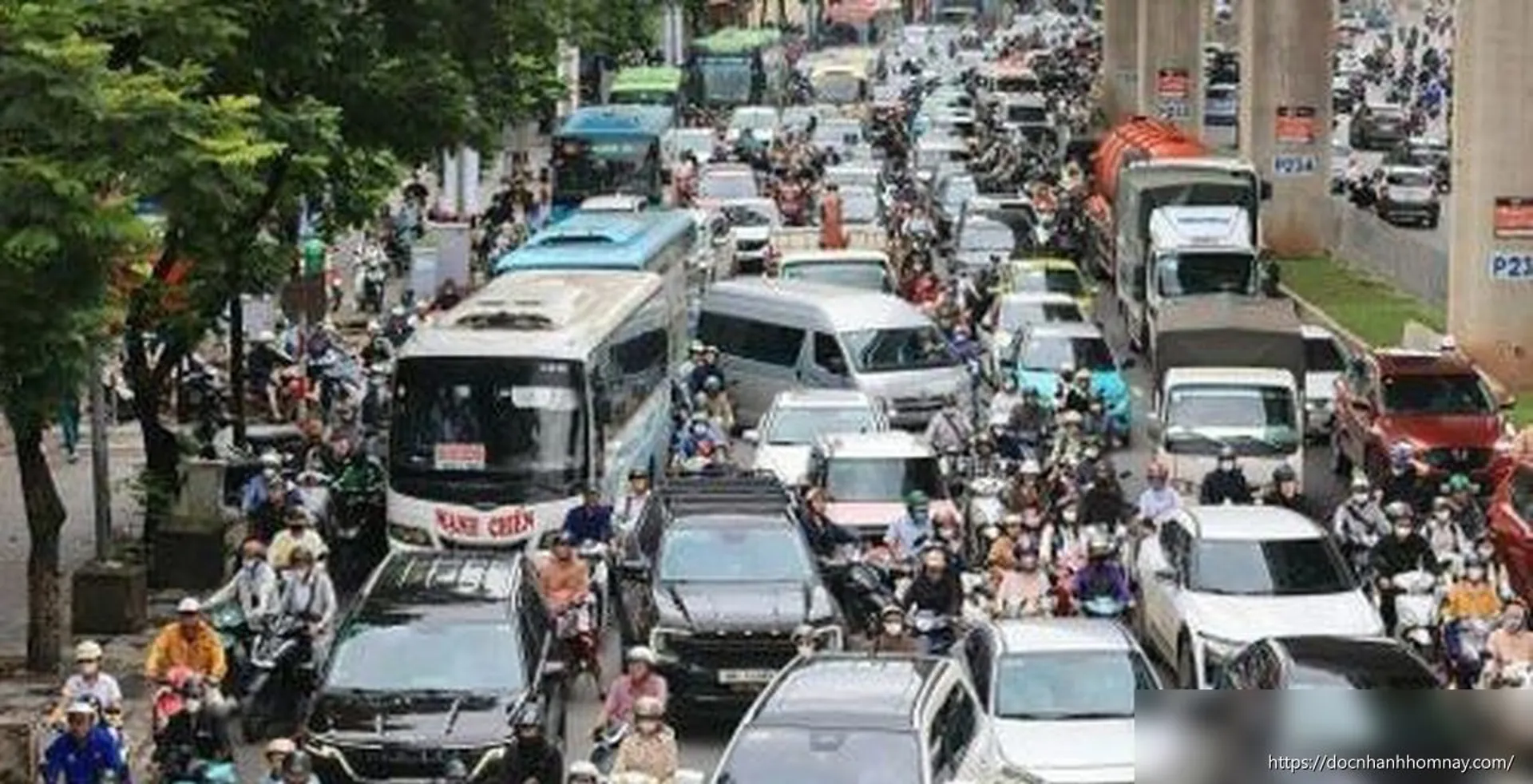 Điểm nghẽn giao thông tĩnh: Áp lực từ tốc độ đô thị hóa