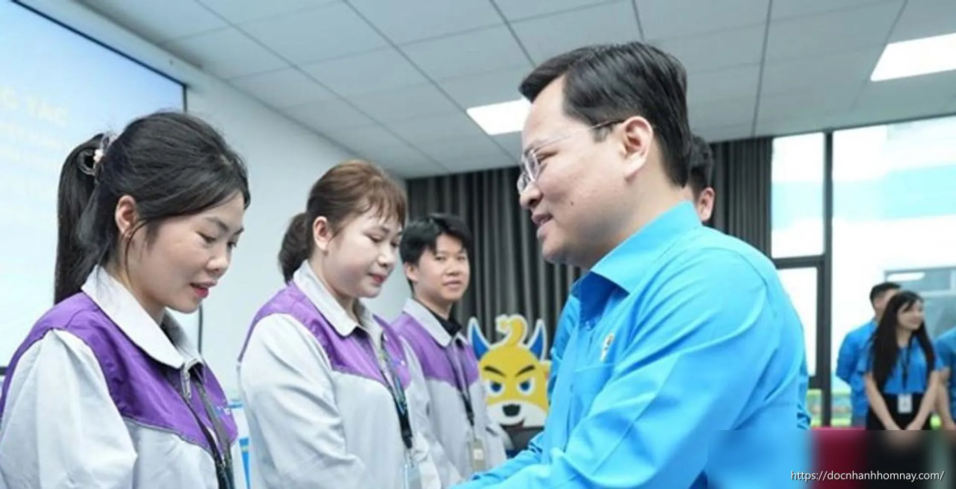 Công đoàn tăng cường hỗ trợ lao động dân tộc thiểu số và miền núi